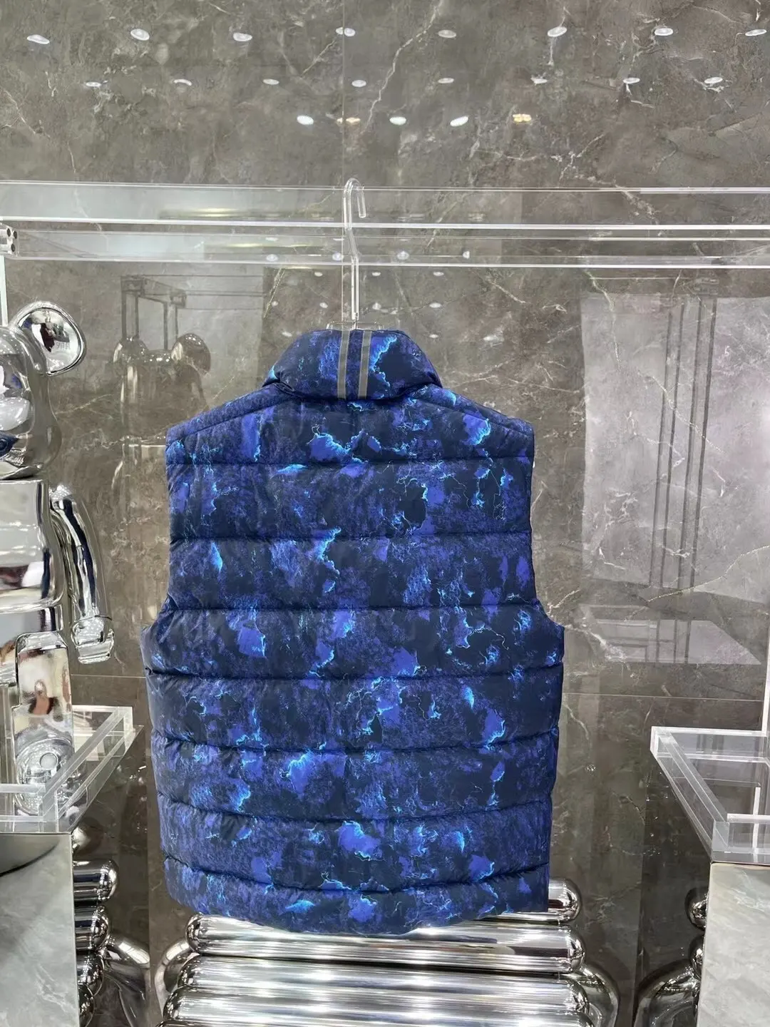 Canada Goose Down-Filled Quilted Gilet D39022148 — view 9