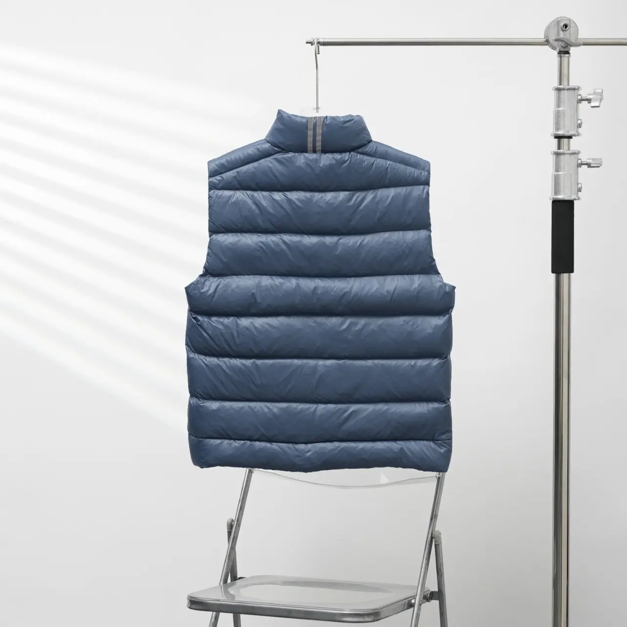 Crofton Quilted Down Gilet D39022153 — view 2