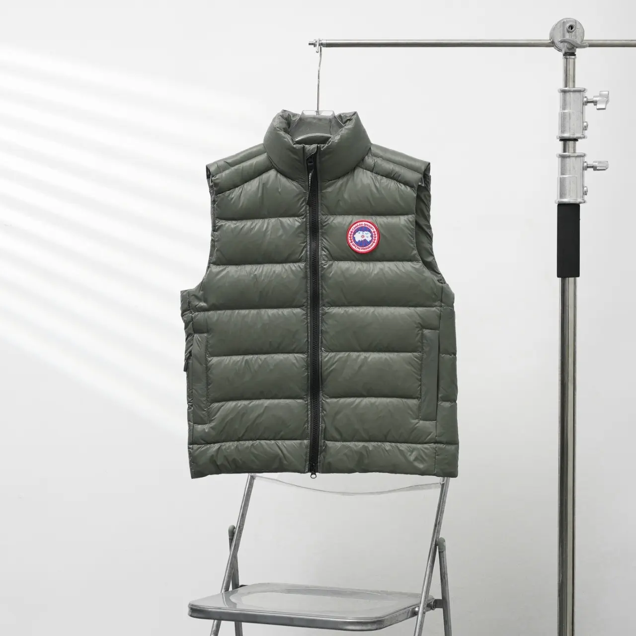 Quilted Down-Filled Gilet D39022152