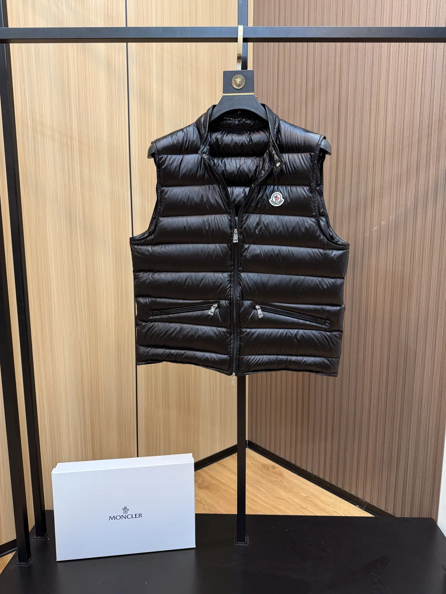 Citala Quilted Down Gilet D39022133 — view 5