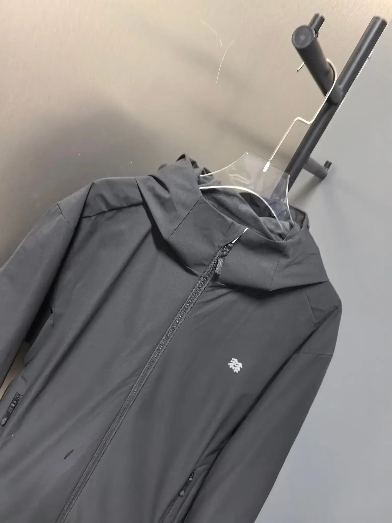 KR-Reviver GORE-TEX Windstopper Softshell Jacket D39522116 — view 8