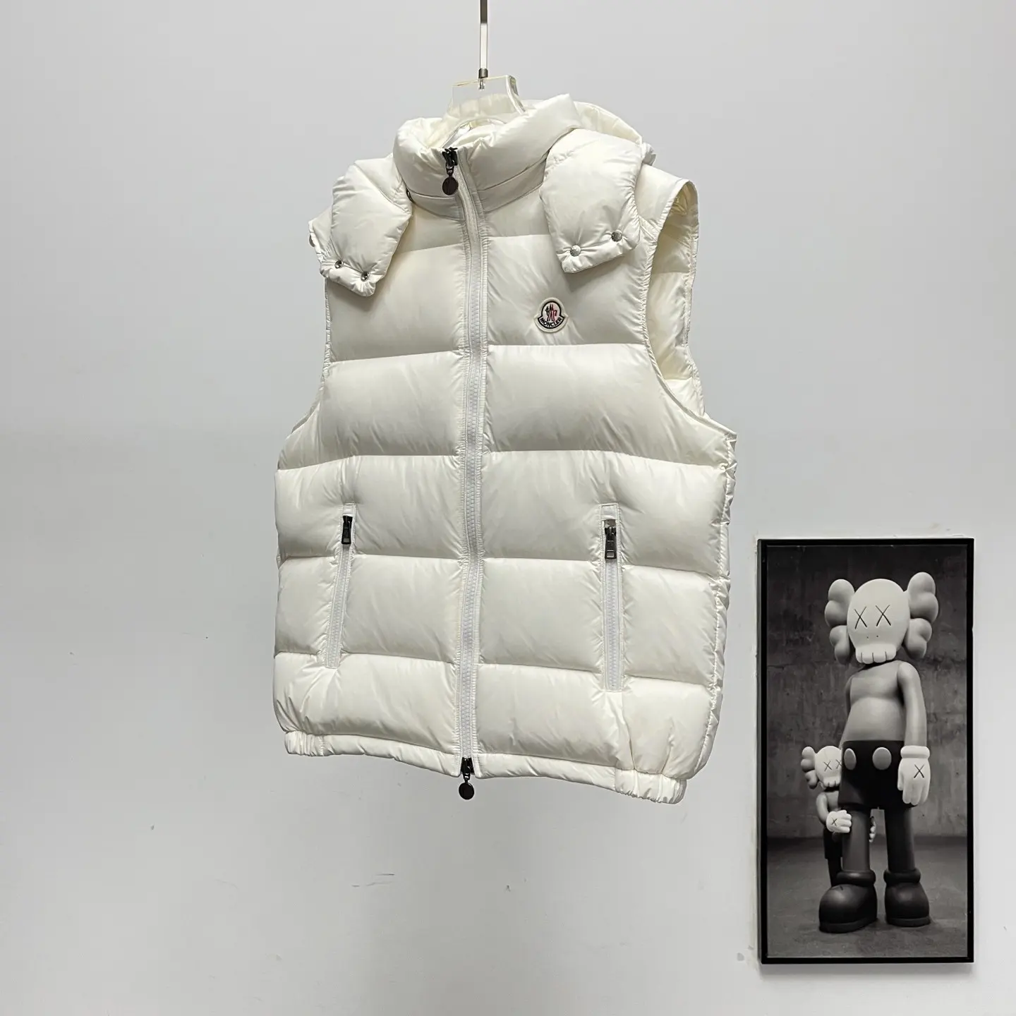 Bormes Quilted Glossy Shell Down Gilet D43022140 — view 2
