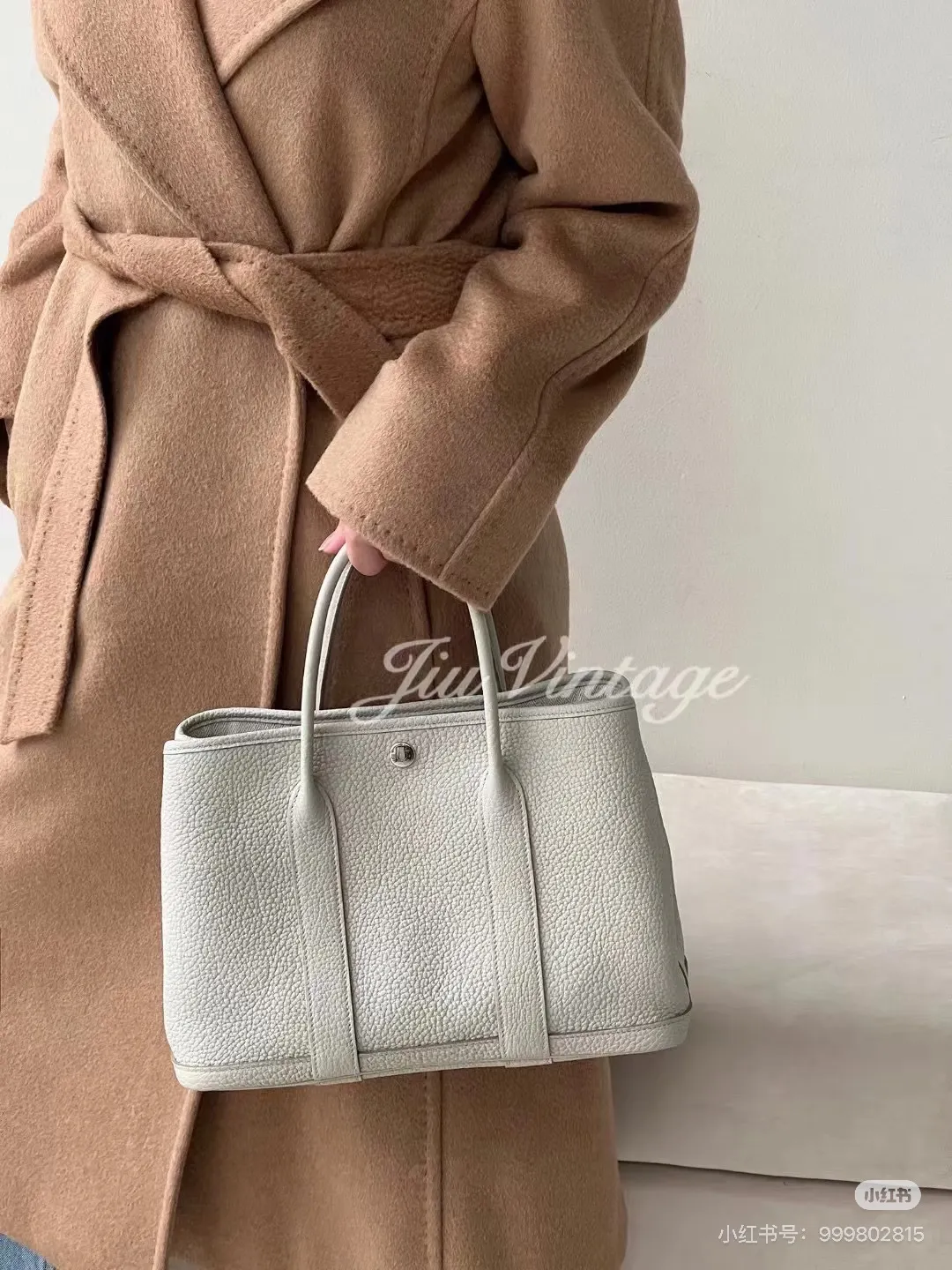 Garden Party 30 Grained Leather Tote Bag D43518495 — view 5