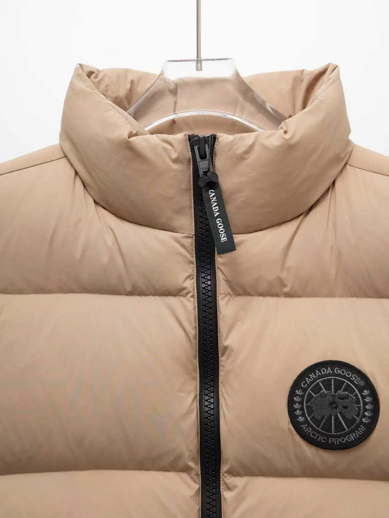 Lawrence Quilted Down Gilet D44022160 — view 2