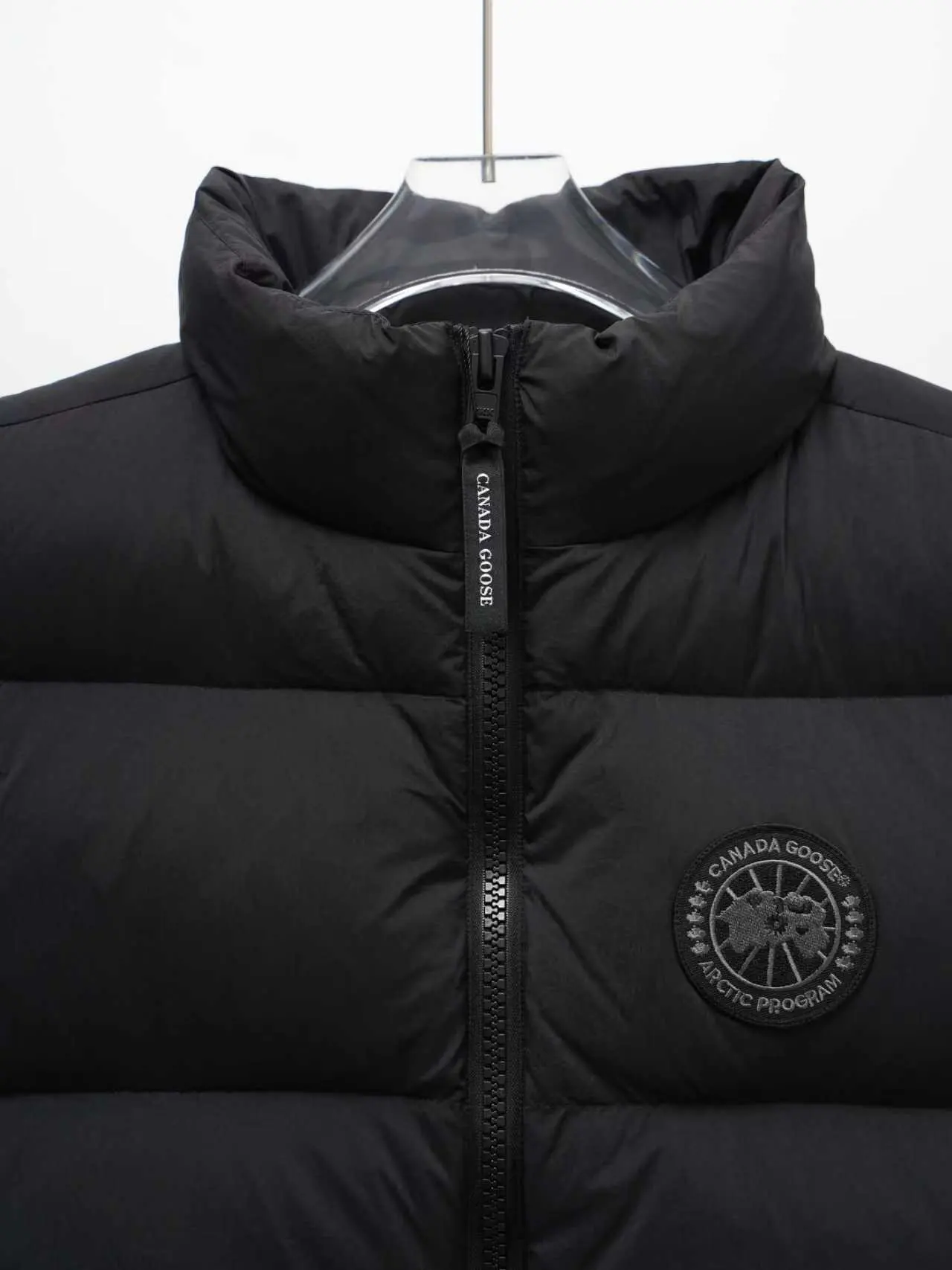 Lawrence Quilted Down Gilet D44022161 — view 2