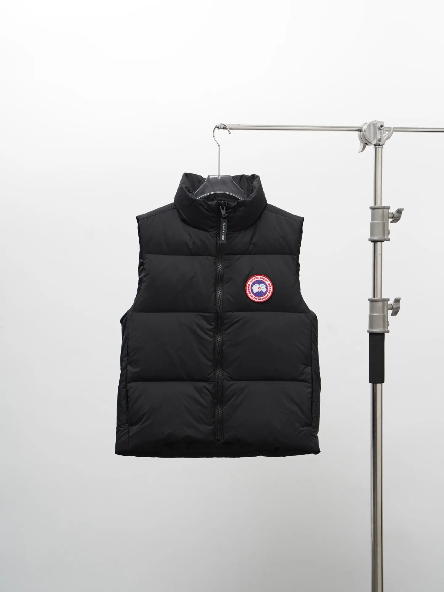 Lawrence Quilted Down Gilet D44022163
