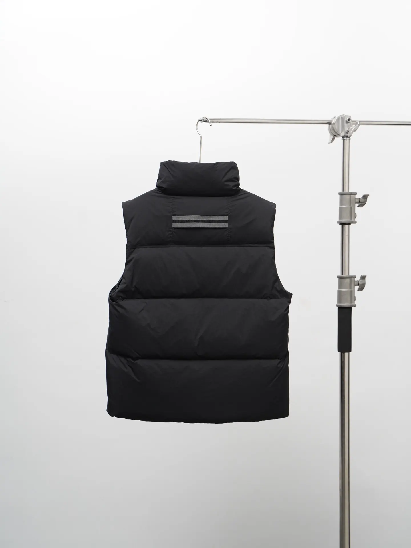Lawrence Quilted Down Gilet D44022163 — view 2