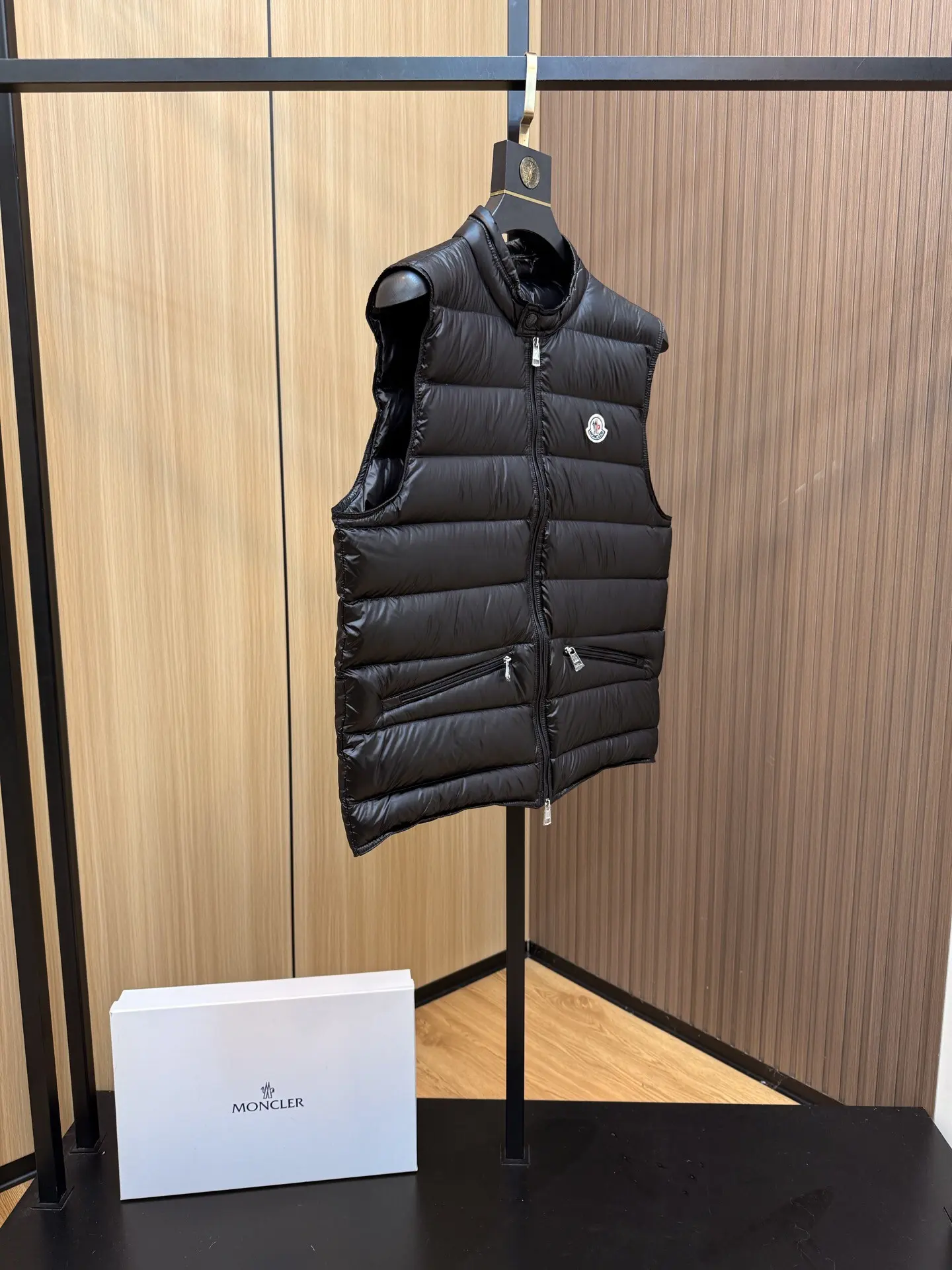 Quilted Down-Filled Nylon Gilet D44022139 — view 3