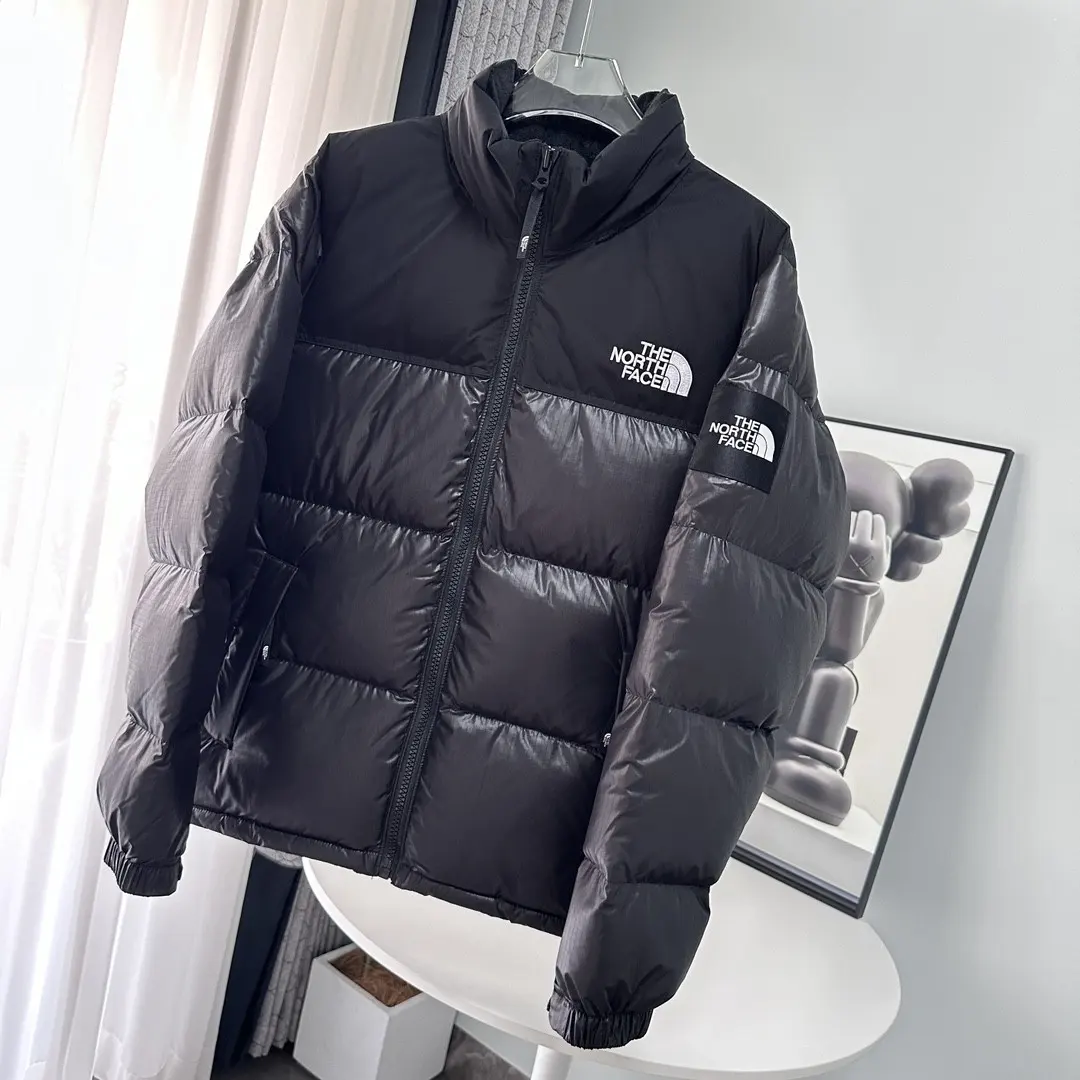 1996 Retro Nuptse Down Jacket D45022229 — view 2