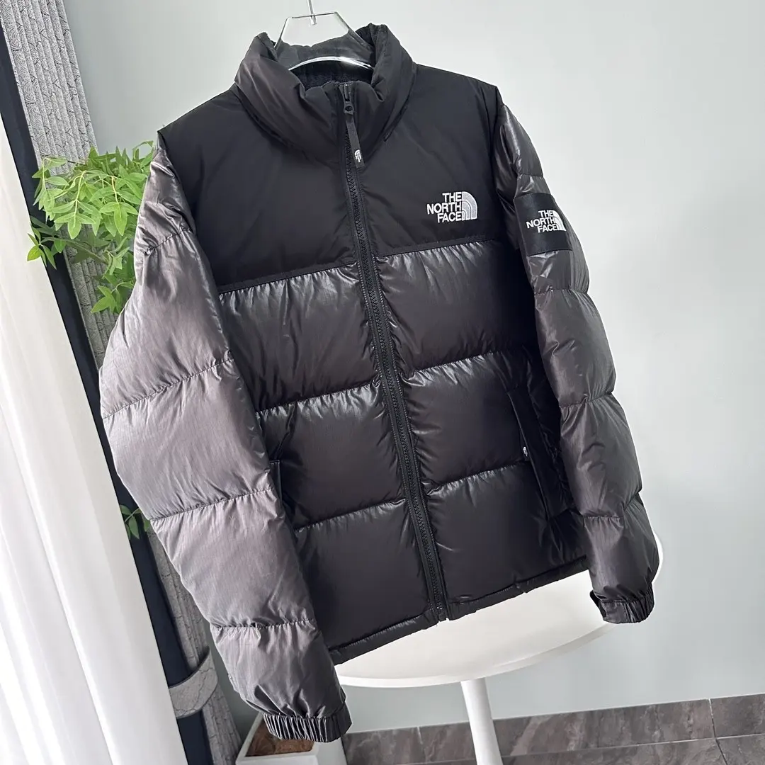 1996 Retro Nuptse Down Jacket D45022229 — view 3