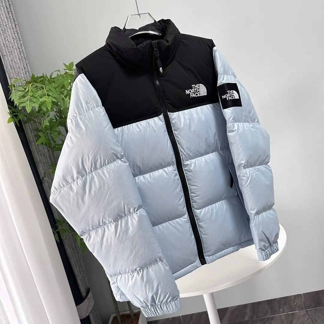 1996 Retro Nuptse Down Jacket D45022230 — view 3