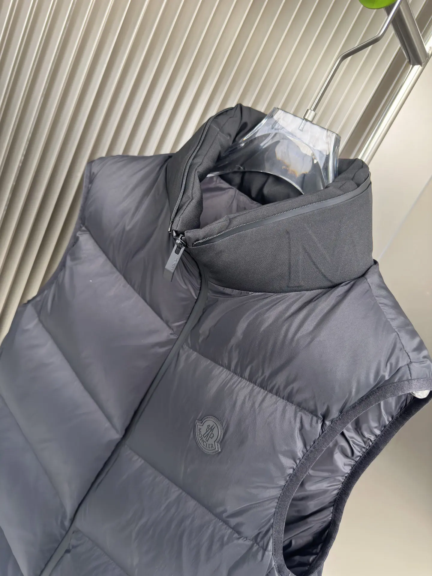 Guersac Quilted Down Gilet D47022136 — view 4