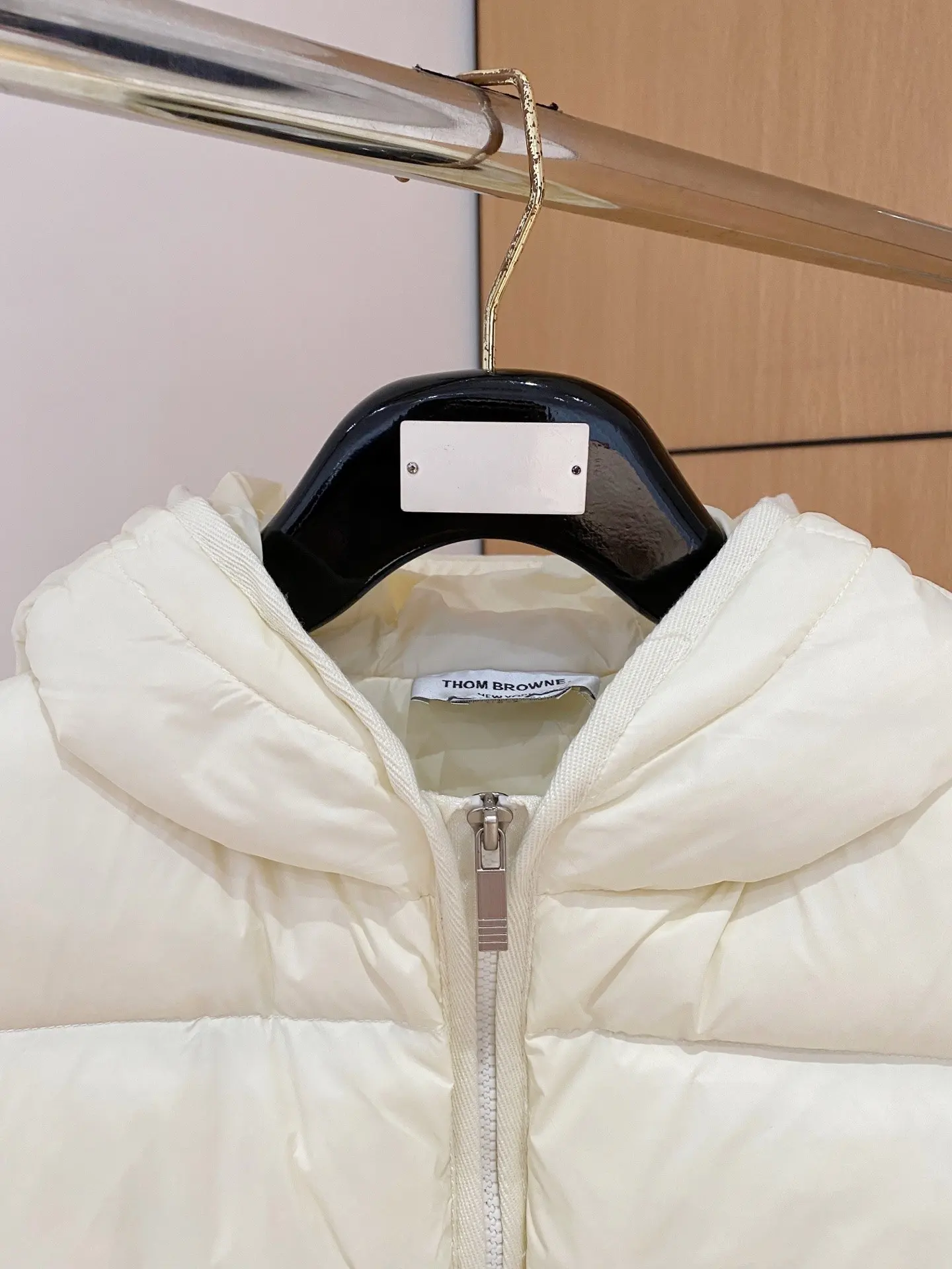 Hybrid Down and Knit Hooded Jacket D47022197 — view 2
