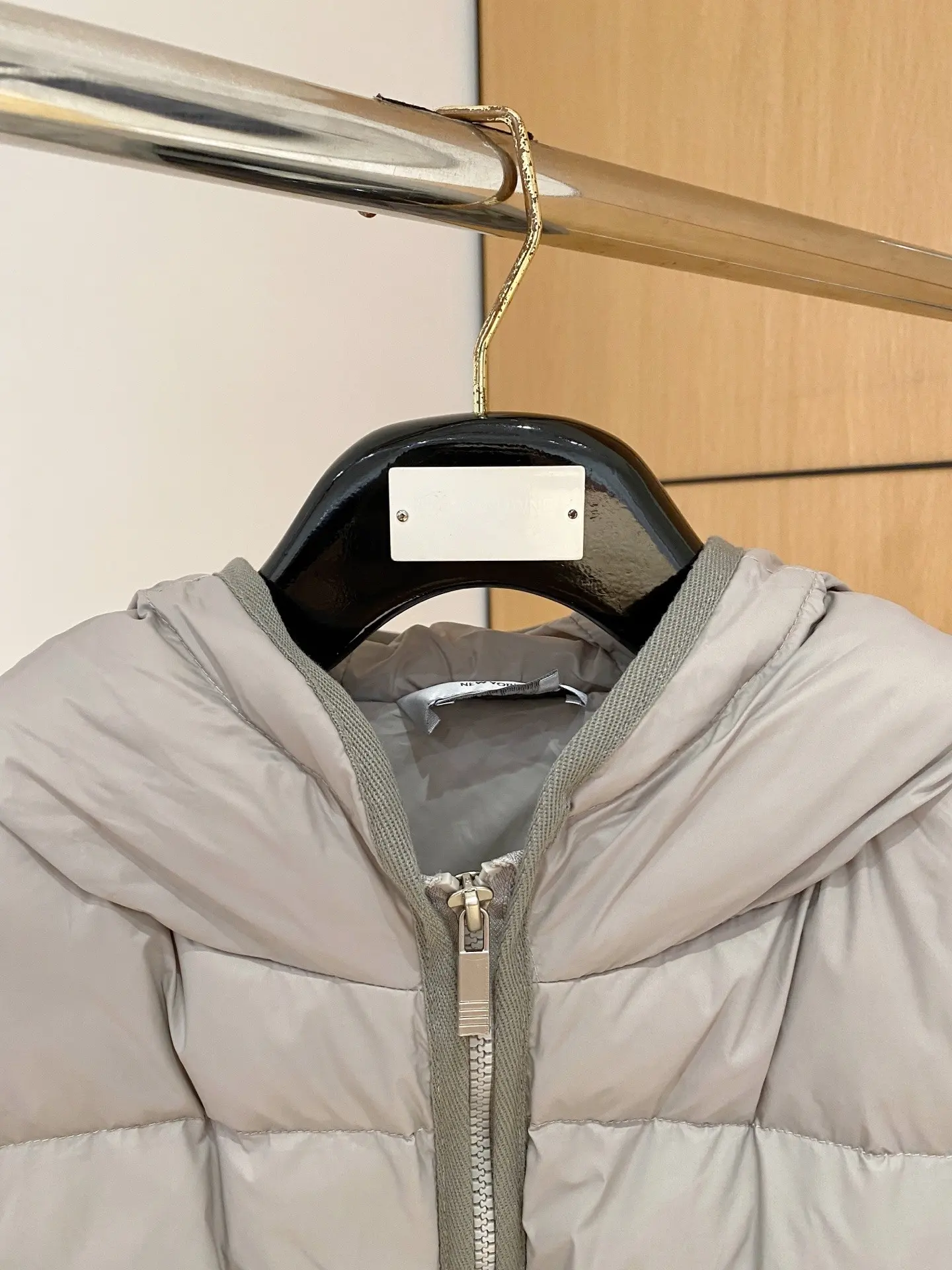 Hybrid Down and Knit Hooded Jacket D47022198 — view 2