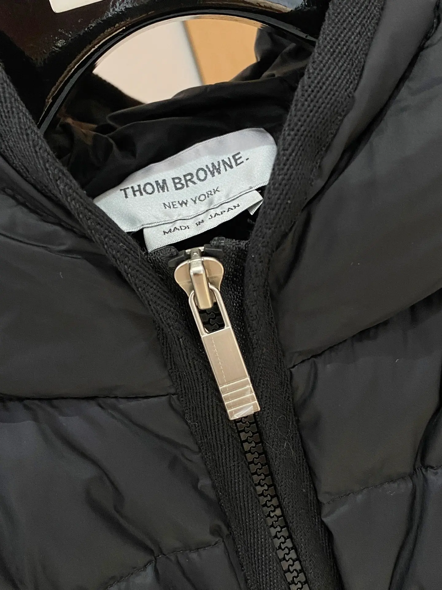 Hybrid Down-Filled Knit Sleeve Puffer Jacket D47022199 — view 6