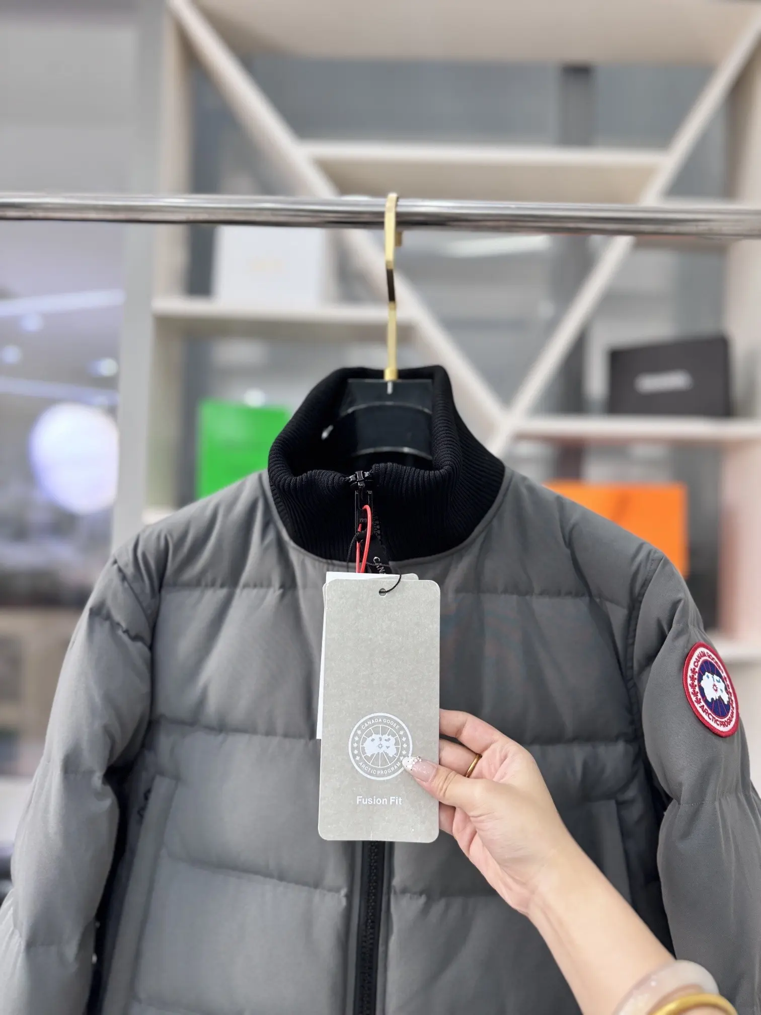 Canada Goose Down-Filled Bomber Jacket D52022265 — view 6