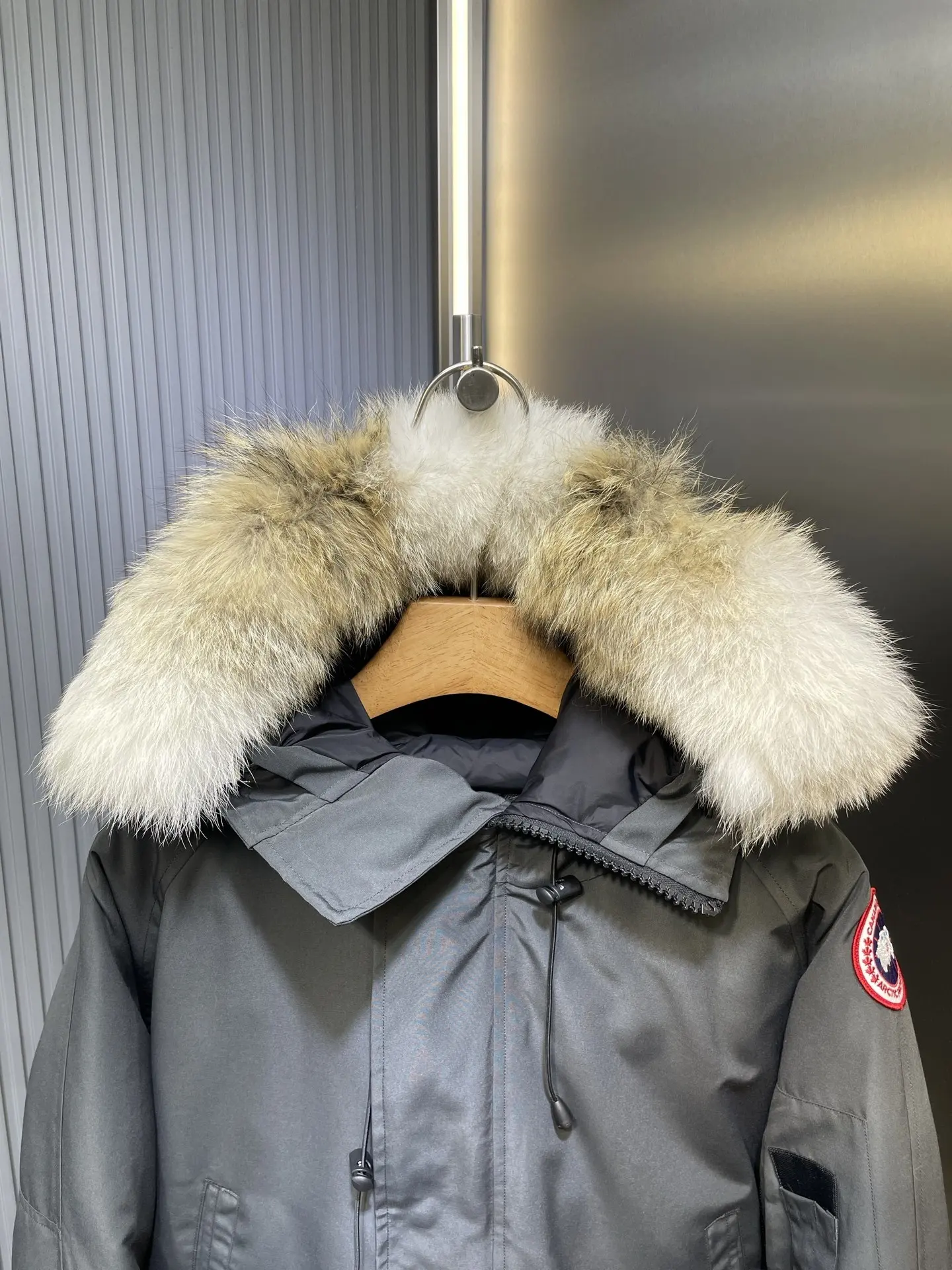 Chilliwack Fur-Trimmed Down Bomber Jacket D53022250 — view 2
