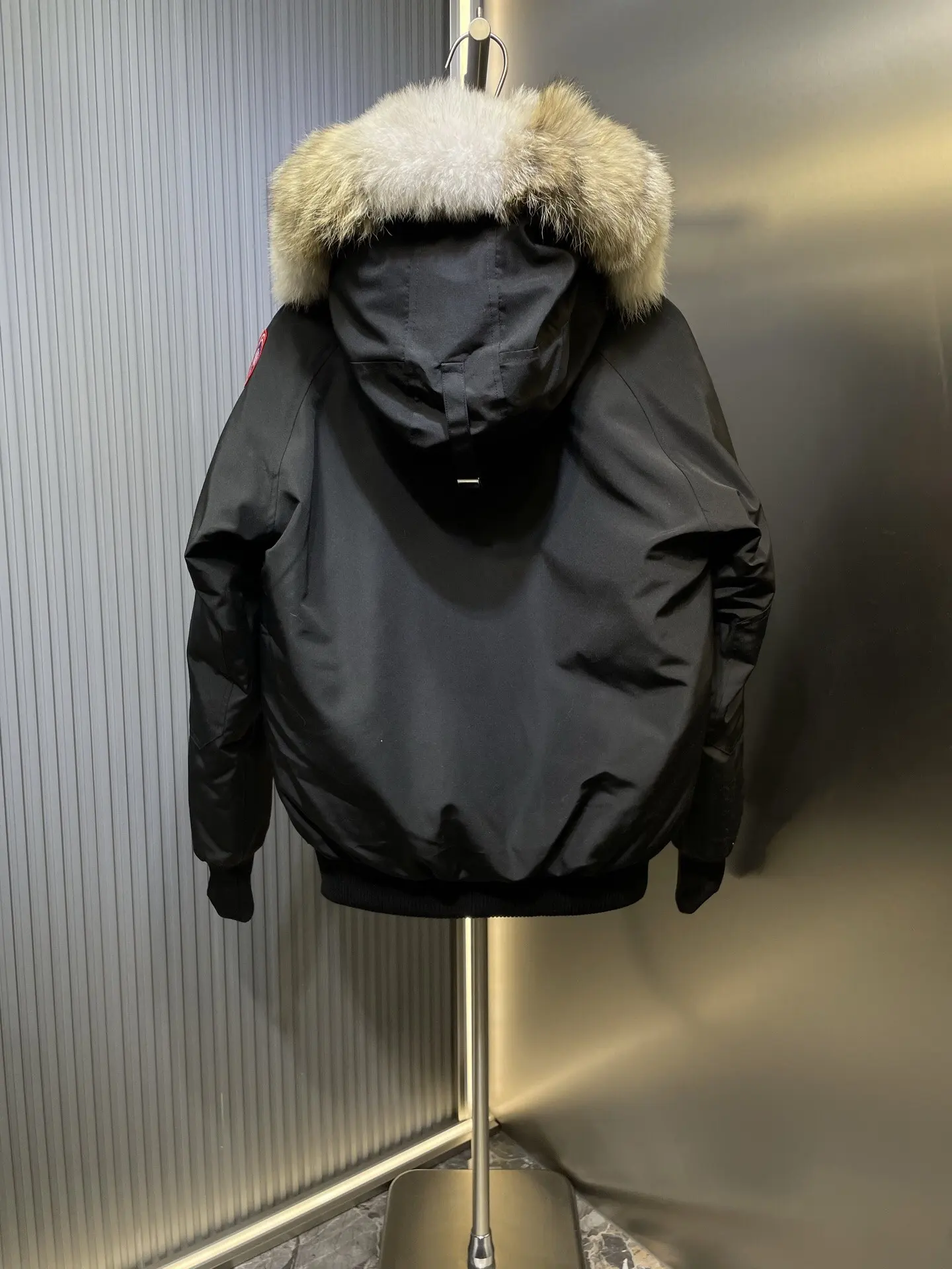 Chilliwack Fur-Trimmed Down Bomber Jacket D53022249 — view 5