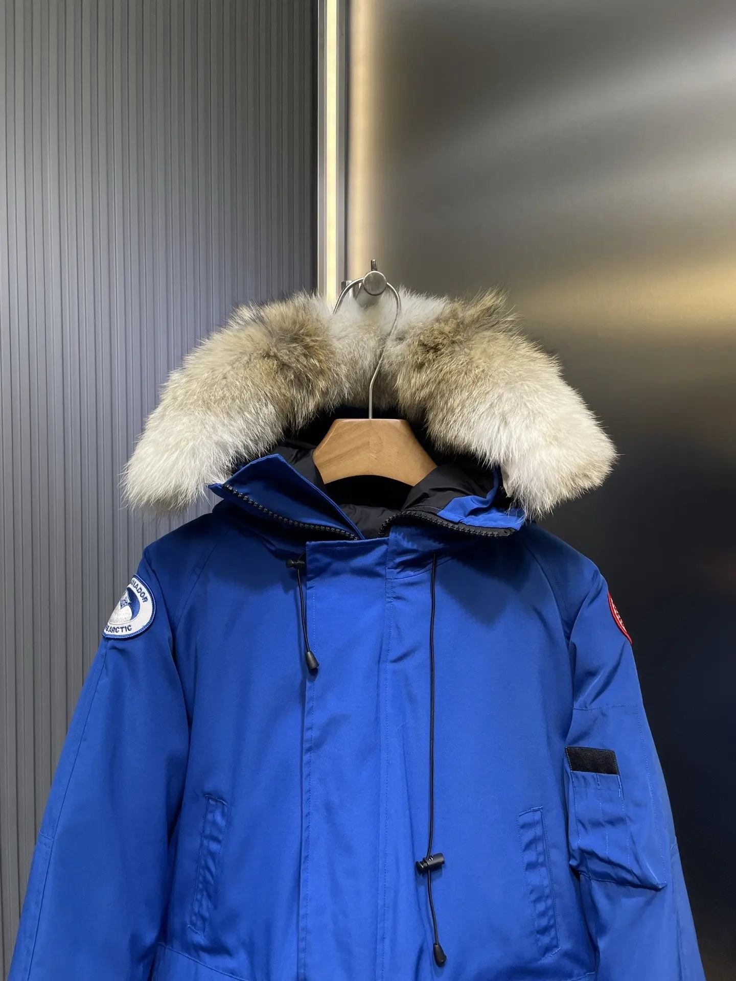 Chilliwack Fur-Trimmed Down Bomber Jacket D53022246 — view 2