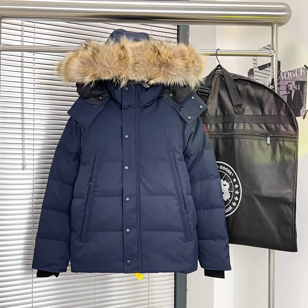 Fur-Trimmed Down-Filled Puffer Jacket D54022237