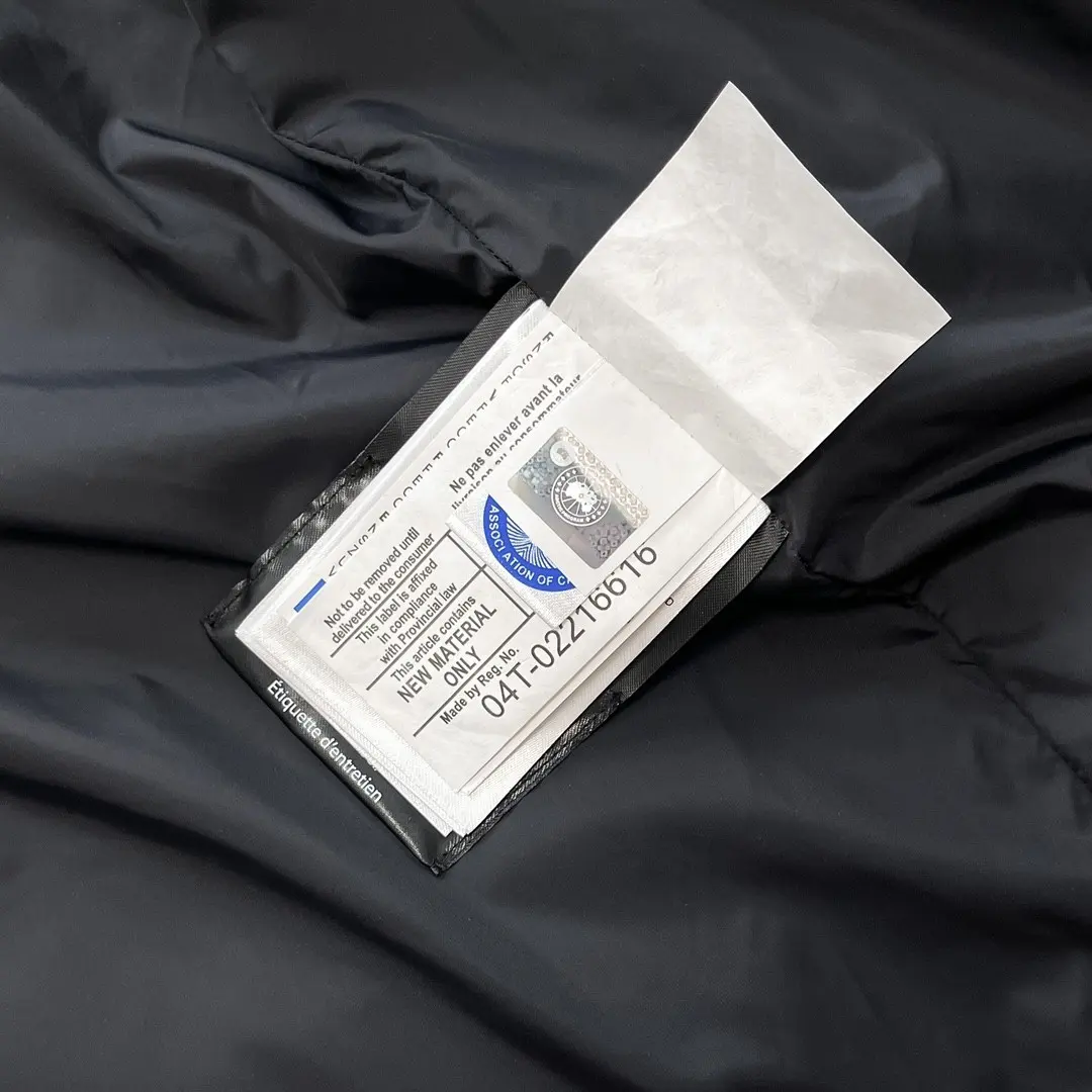 Fur-Trimmed Down-Filled Puffer Jacket D54022237 — view 9
