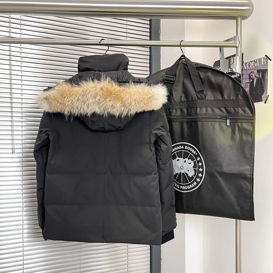 Fur-Trimmed Down-Filled Puffer Jacket D54022235 — view 5
