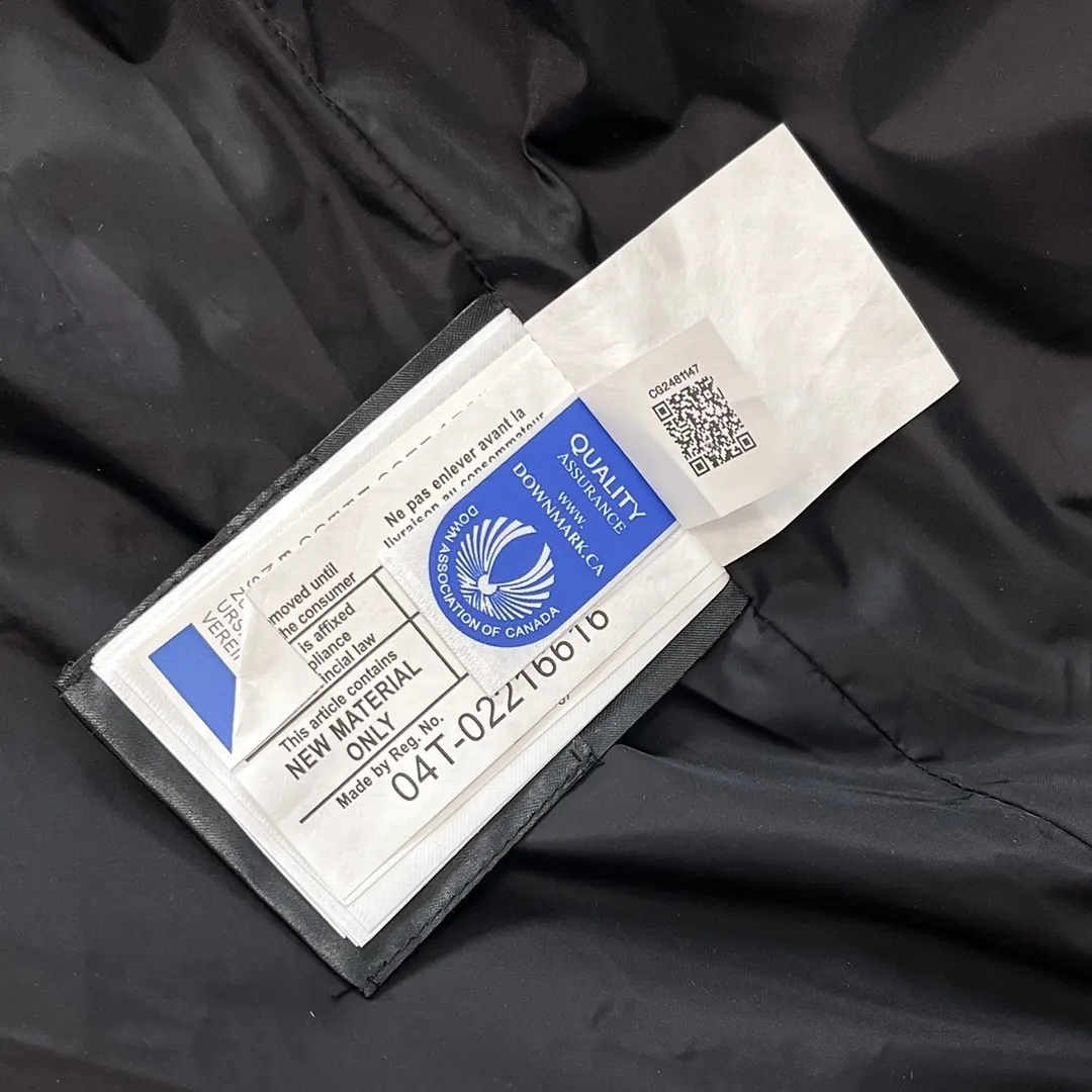 Fur-Trimmed Down-Filled Puffer Jacket D54022235 — view 8