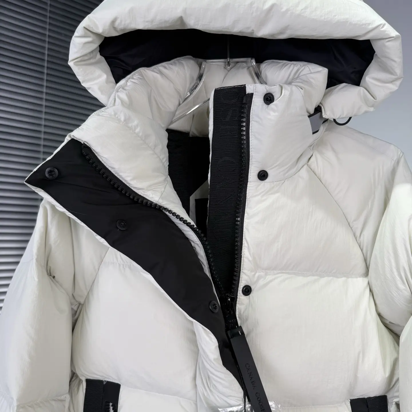 Canada Goose Black Label Hooded Puffer Jacket D55022279 — view 5