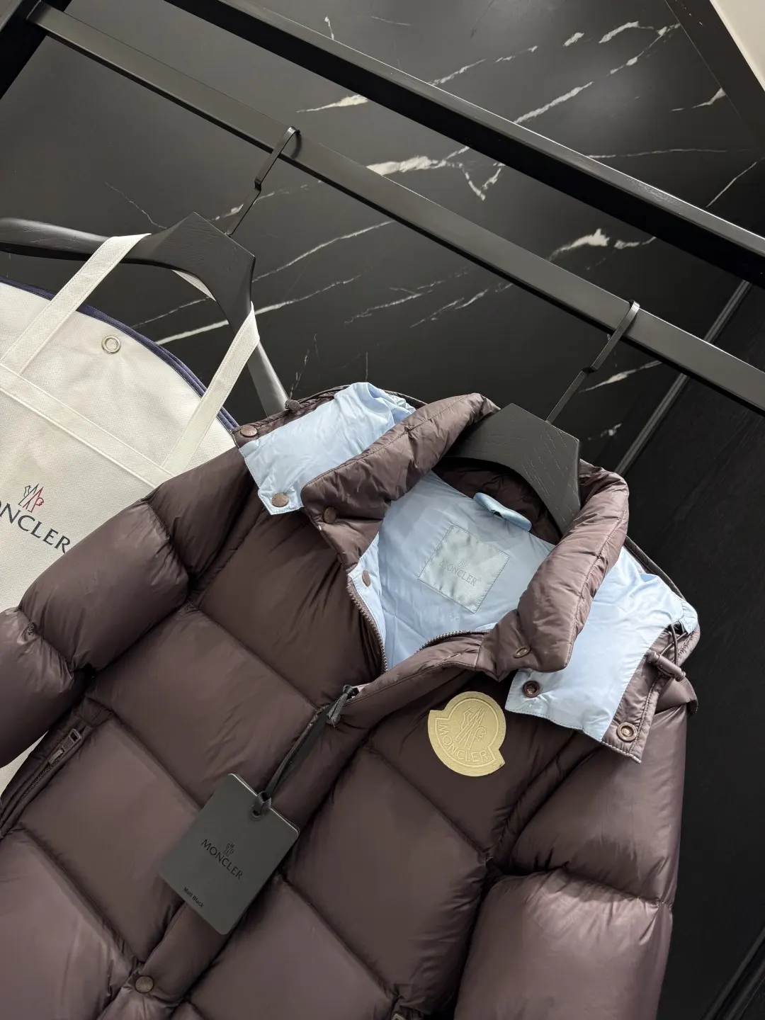 Moncler Detachable Sleeve Down Puffer Jacket D57022171 — view 8
