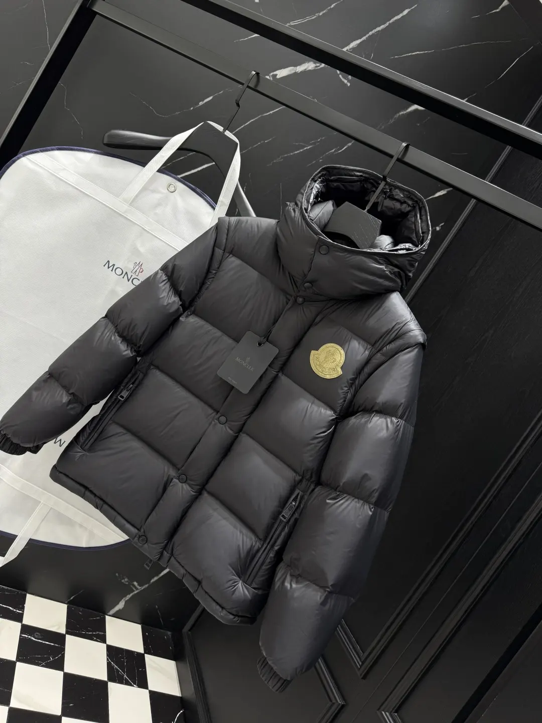Hooded Down Puffer Jacket with Detachable Sleeves D57022172 — view 3