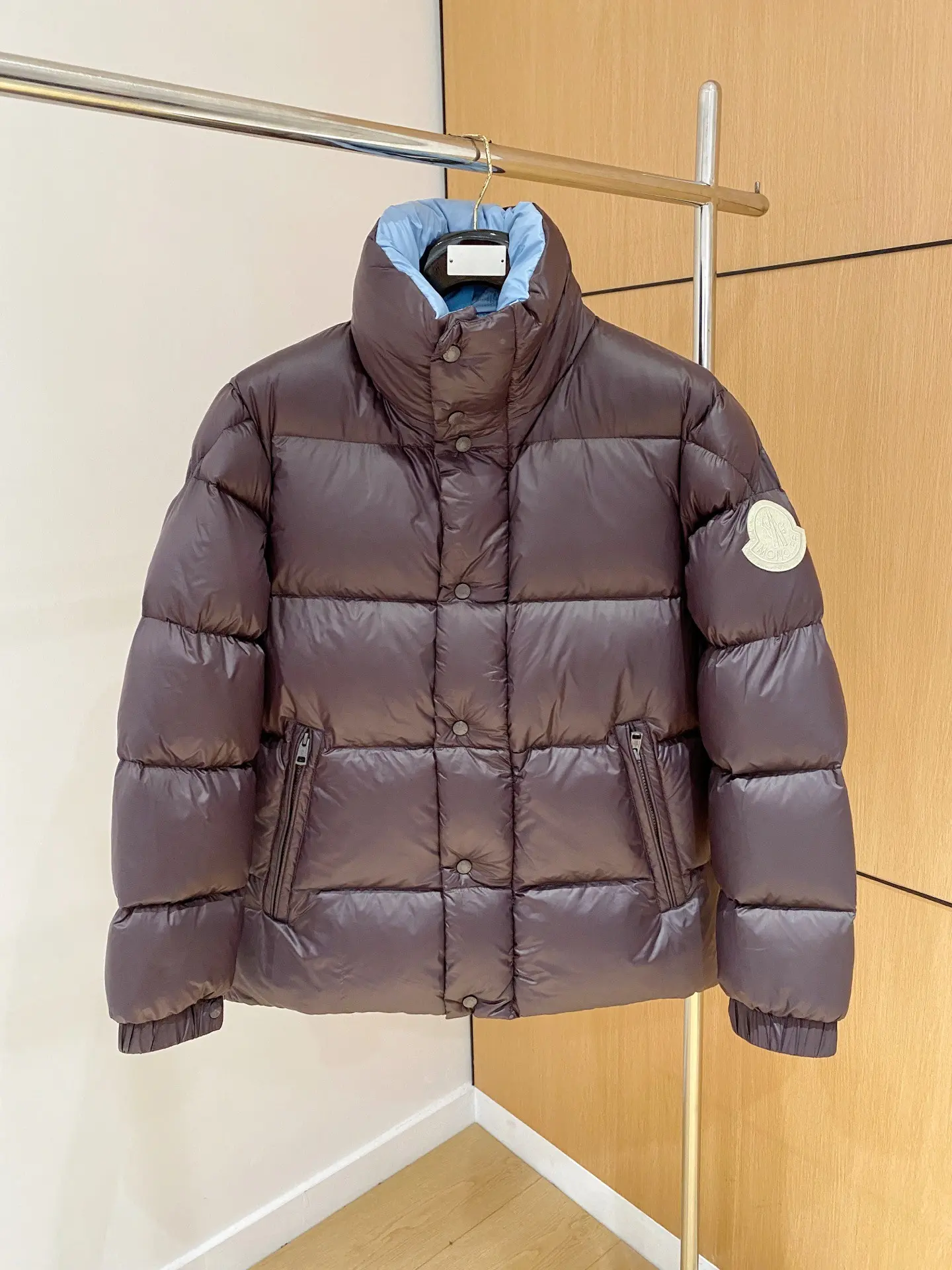 Quilted Down-Filled Puffer Jacket D57022195
