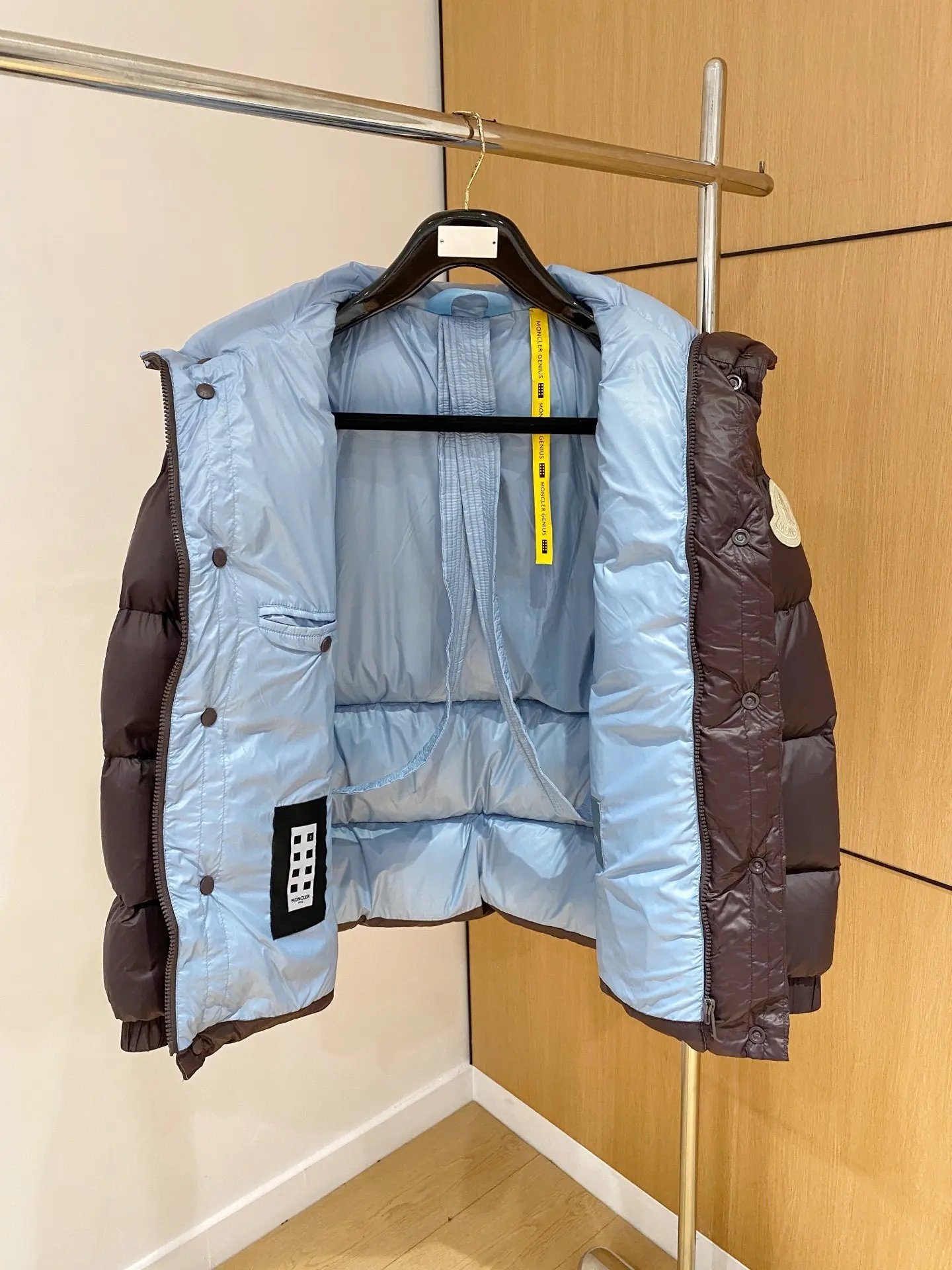 Quilted Down-Filled Puffer Jacket D57022195 — view 6