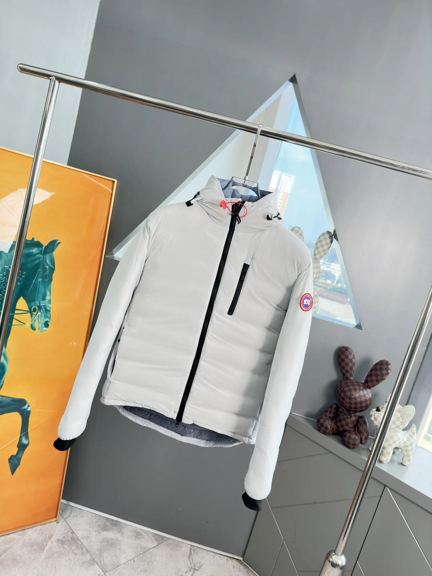 Lightweight Hooded Down Puffer Jacket D59022268