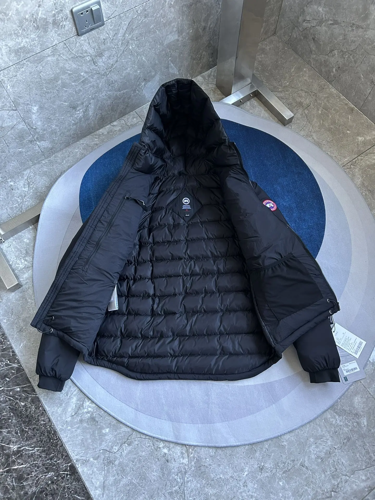 Lightweight Down-Filled Puffer Jacket D59022269 — view 3