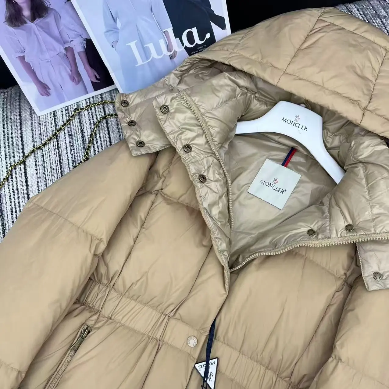 Hooded Drawstring Waist Down Puffer Jacket D59022186 — view 4
