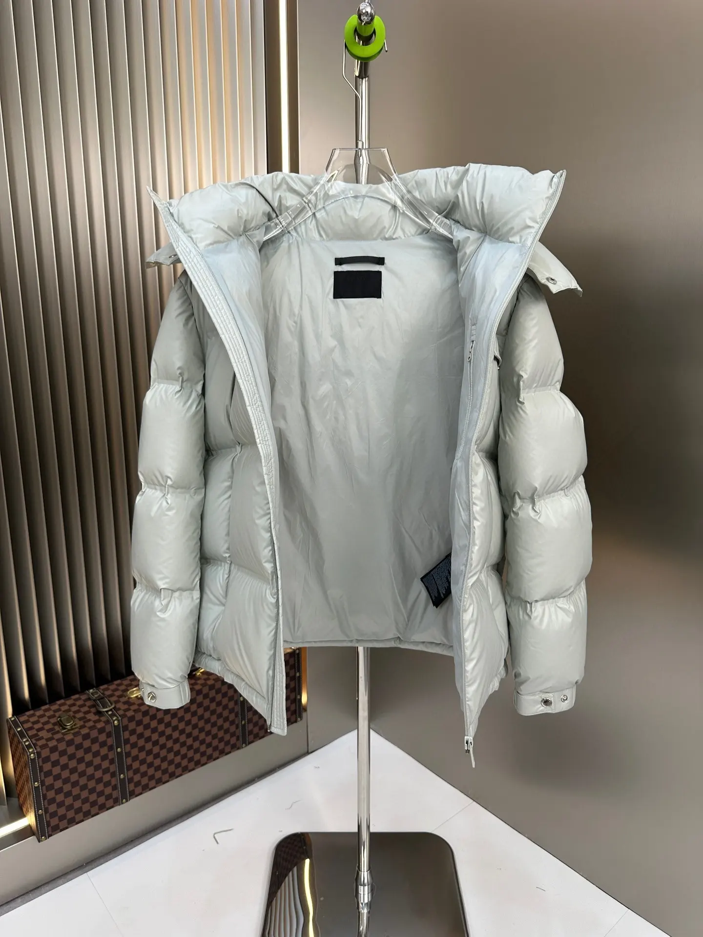 Hooded Down-Filled Puffer Jacket D59022184 — view 6
