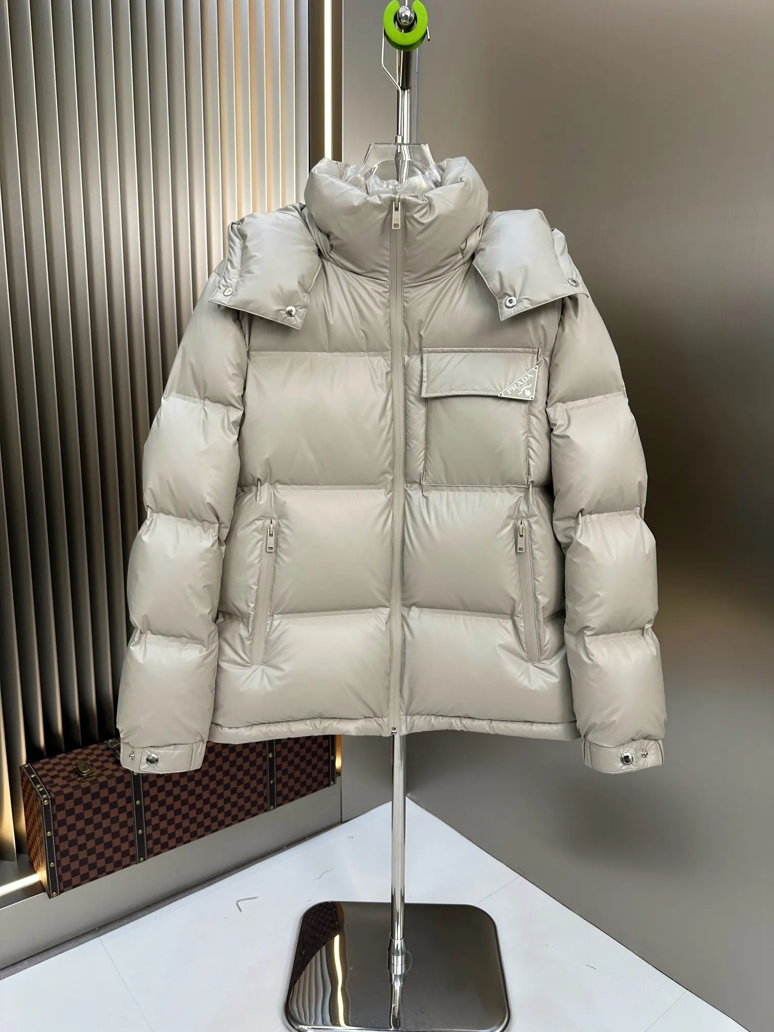 Hooded Down-Filled Puffer Jacket D59022183