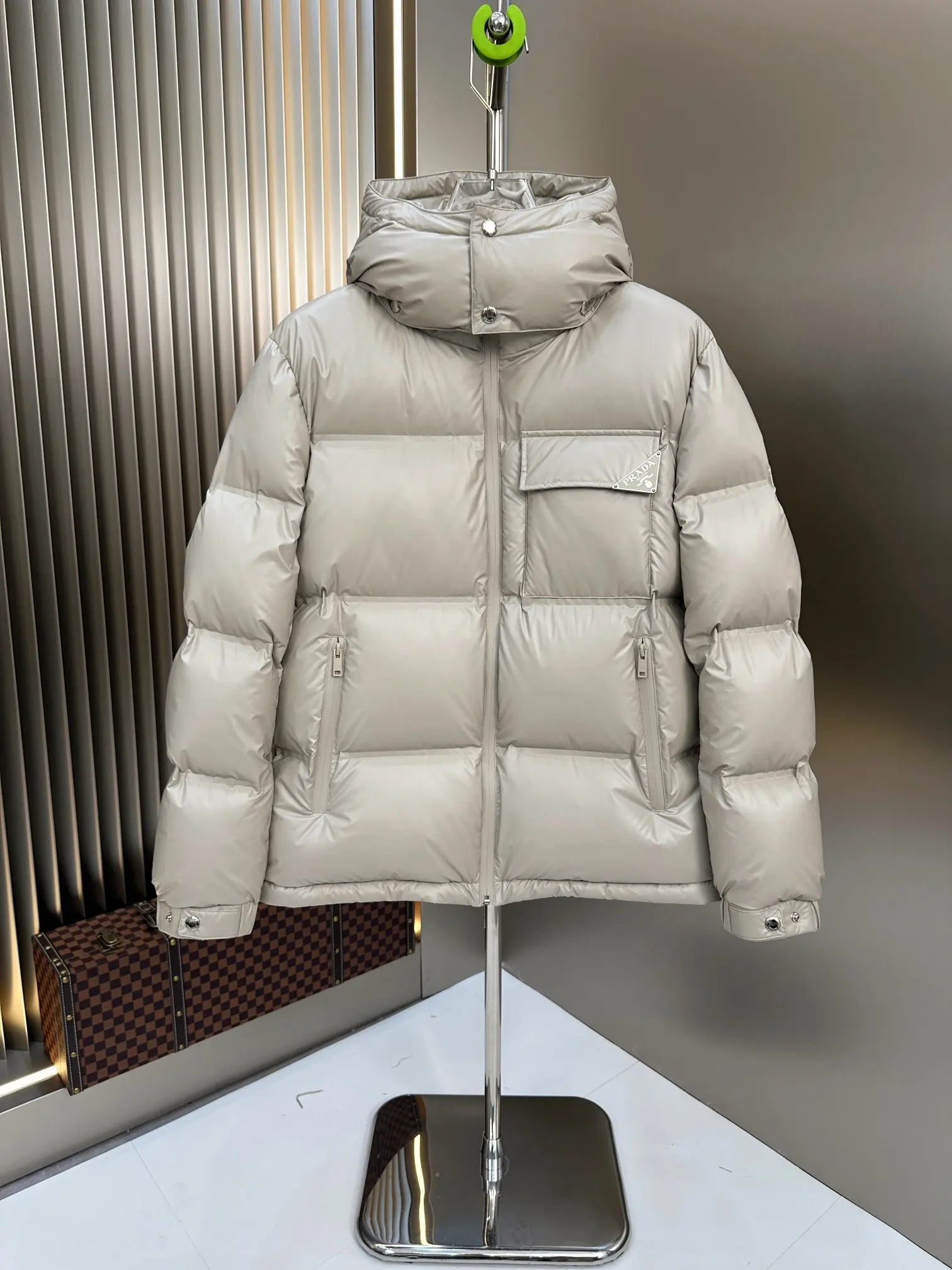 Hooded Down-Filled Puffer Jacket D59022183 — view 6