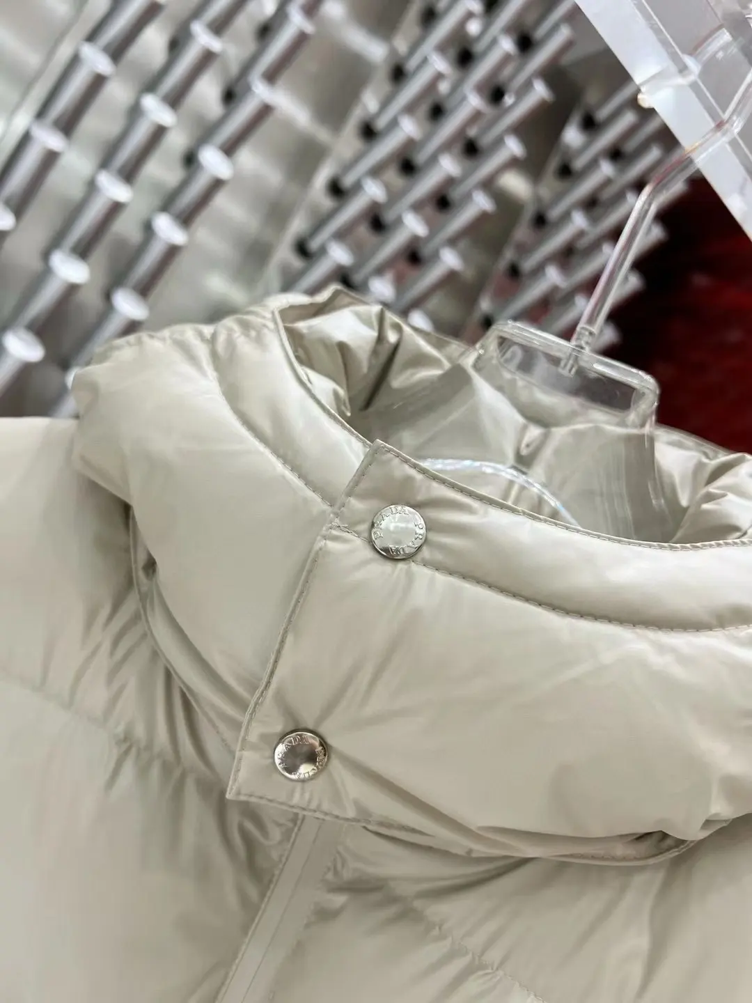 Hooded Down-Filled Puffer Jacket D59022276 — view 4