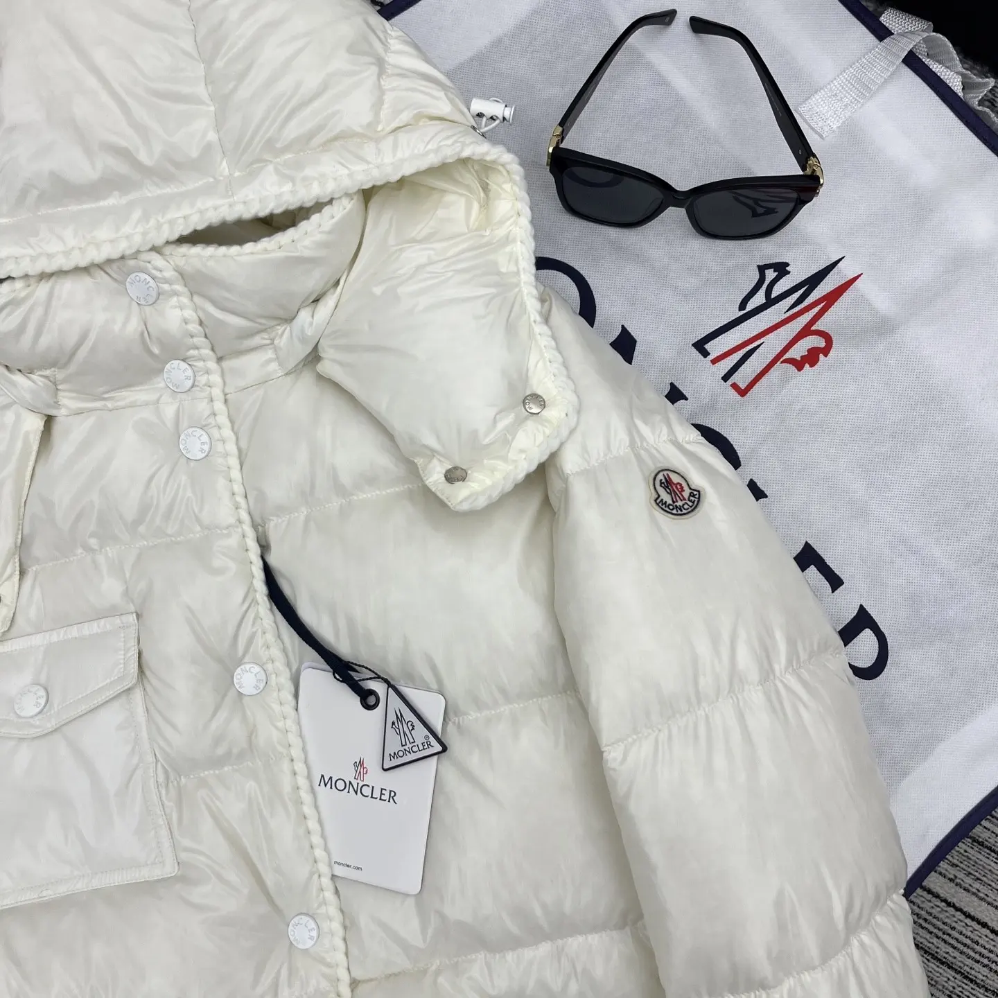 Glarein Hooded Down Puffer Jacket D59022176 — view 4
