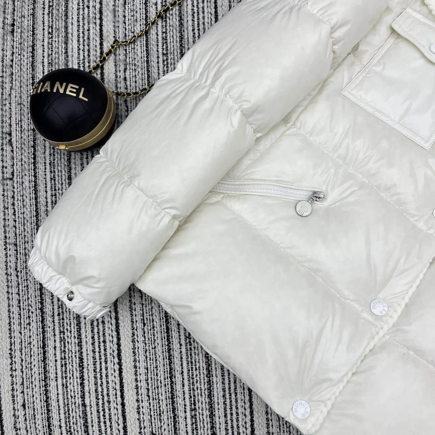 Glarein Hooded Down Puffer Jacket D59022176 — view 6