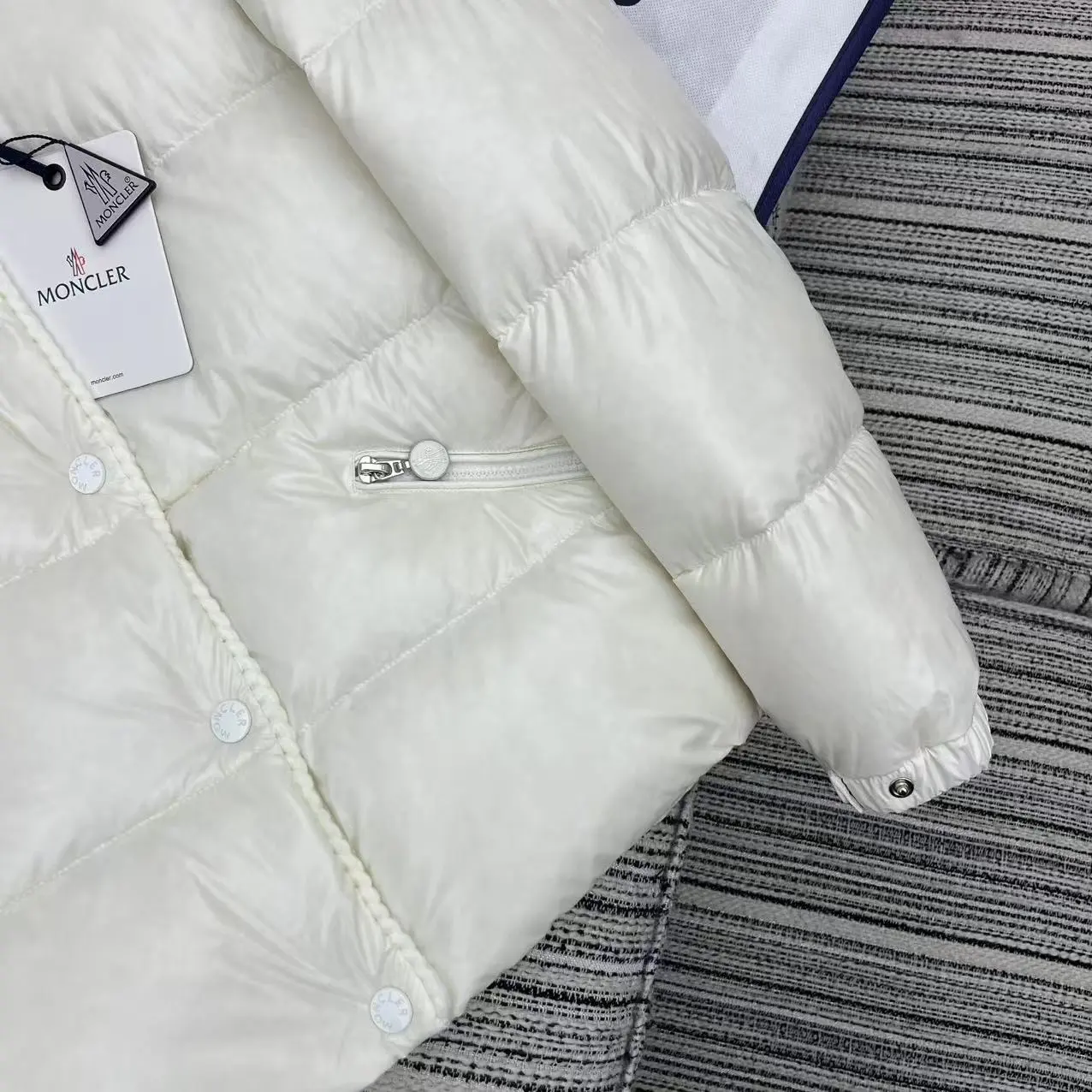 Glarein Hooded Down Puffer Jacket D59022176 — view 7