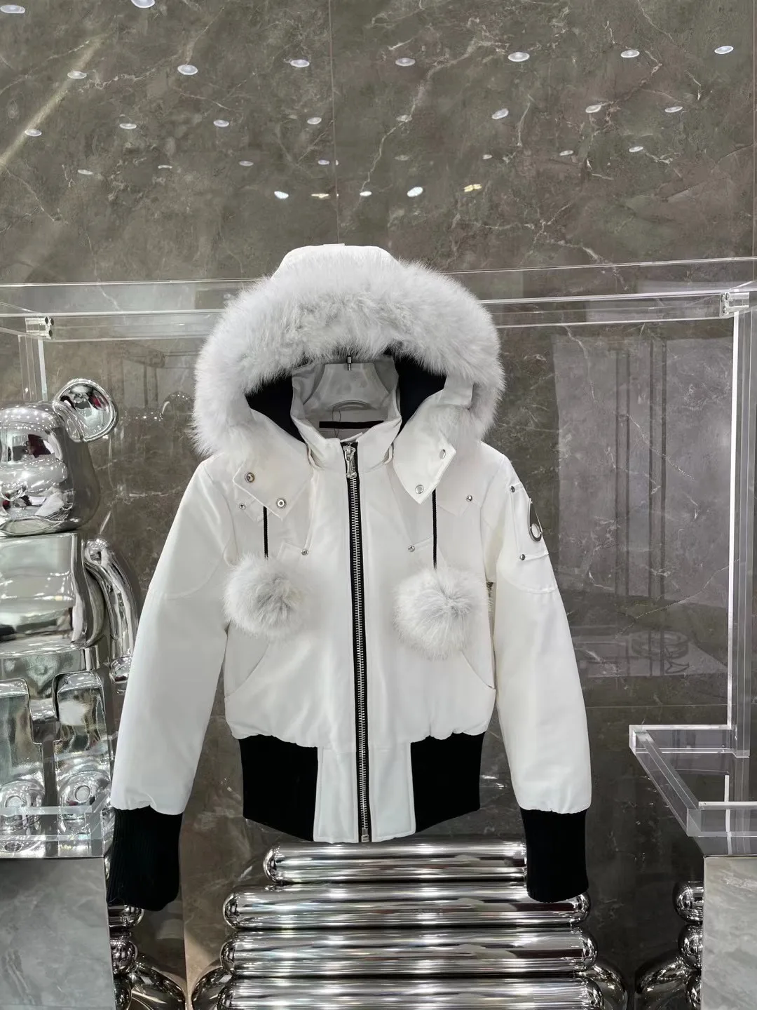 Moose Knuckles Fur-Trimmed Down Bomber Jacket D60022225 — view 5