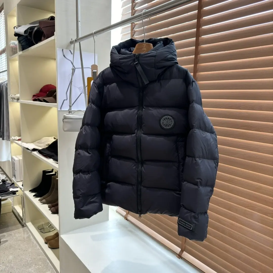 Black Label Hooded Down Puffer Jacket D60022232 — view 3