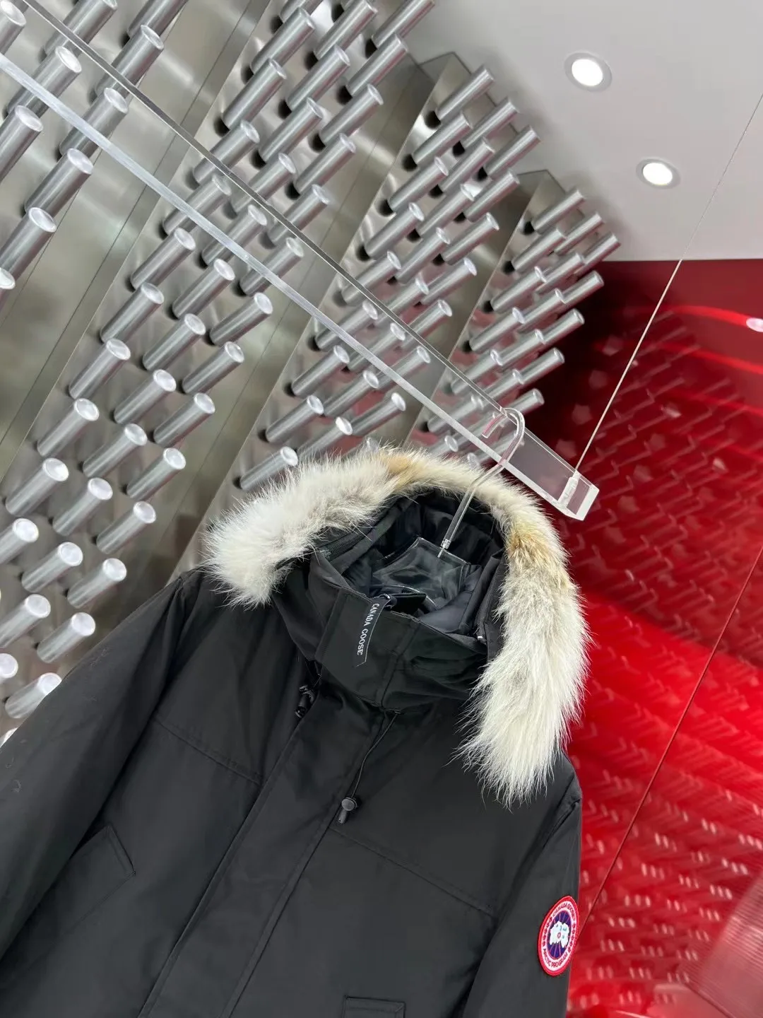 Canada Goose Fur-Trimmed Down Parka D60022254 — view 2
