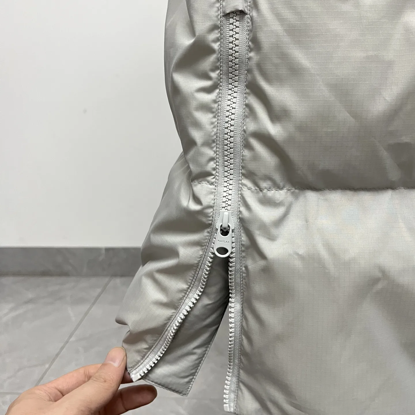 Whistler Longline Hooded Down Parka D60020327 — view 9
