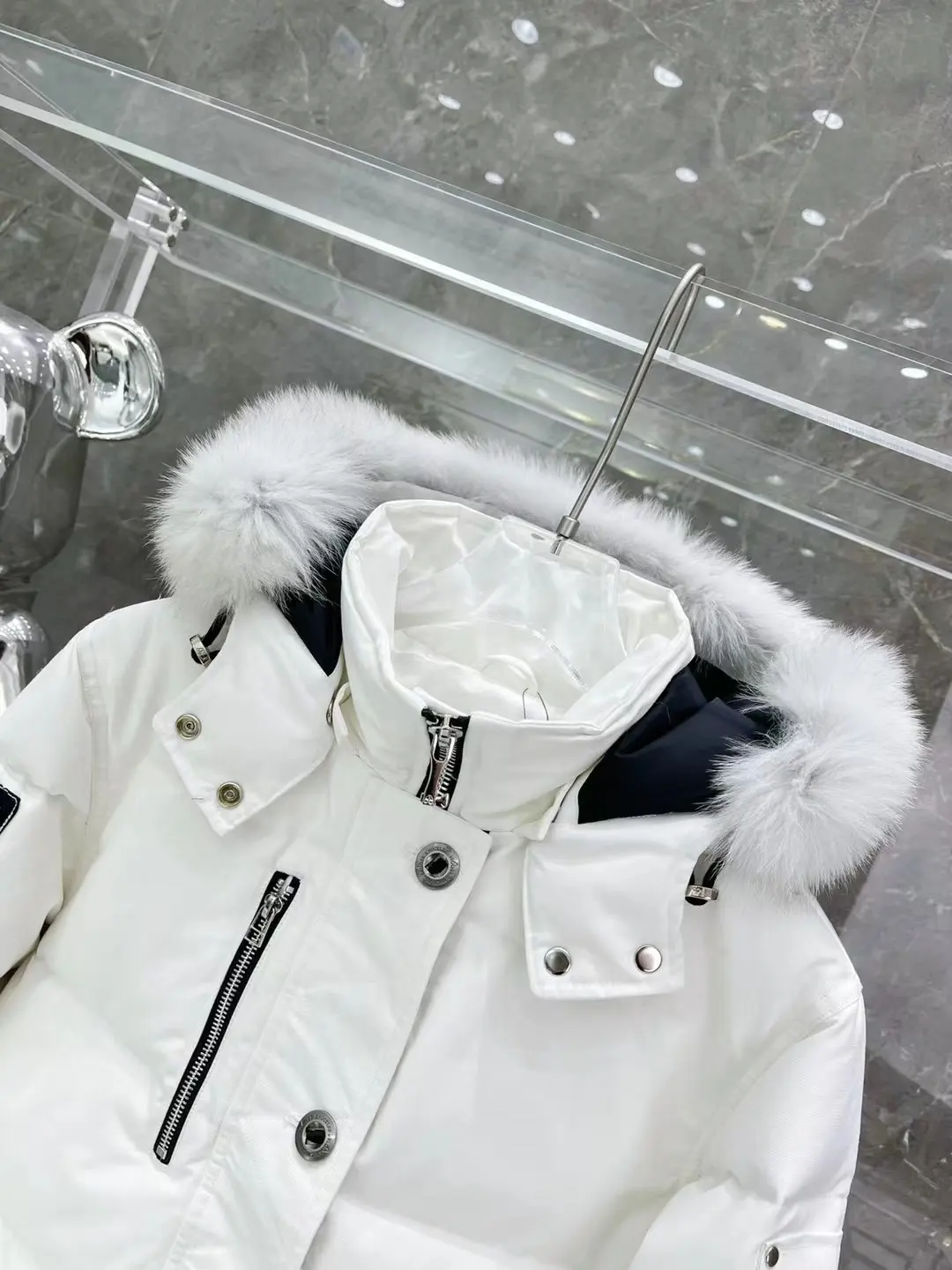 Moose Knuckles Fur-Trimmed Down Puffer Jacket D63022214 — view 2