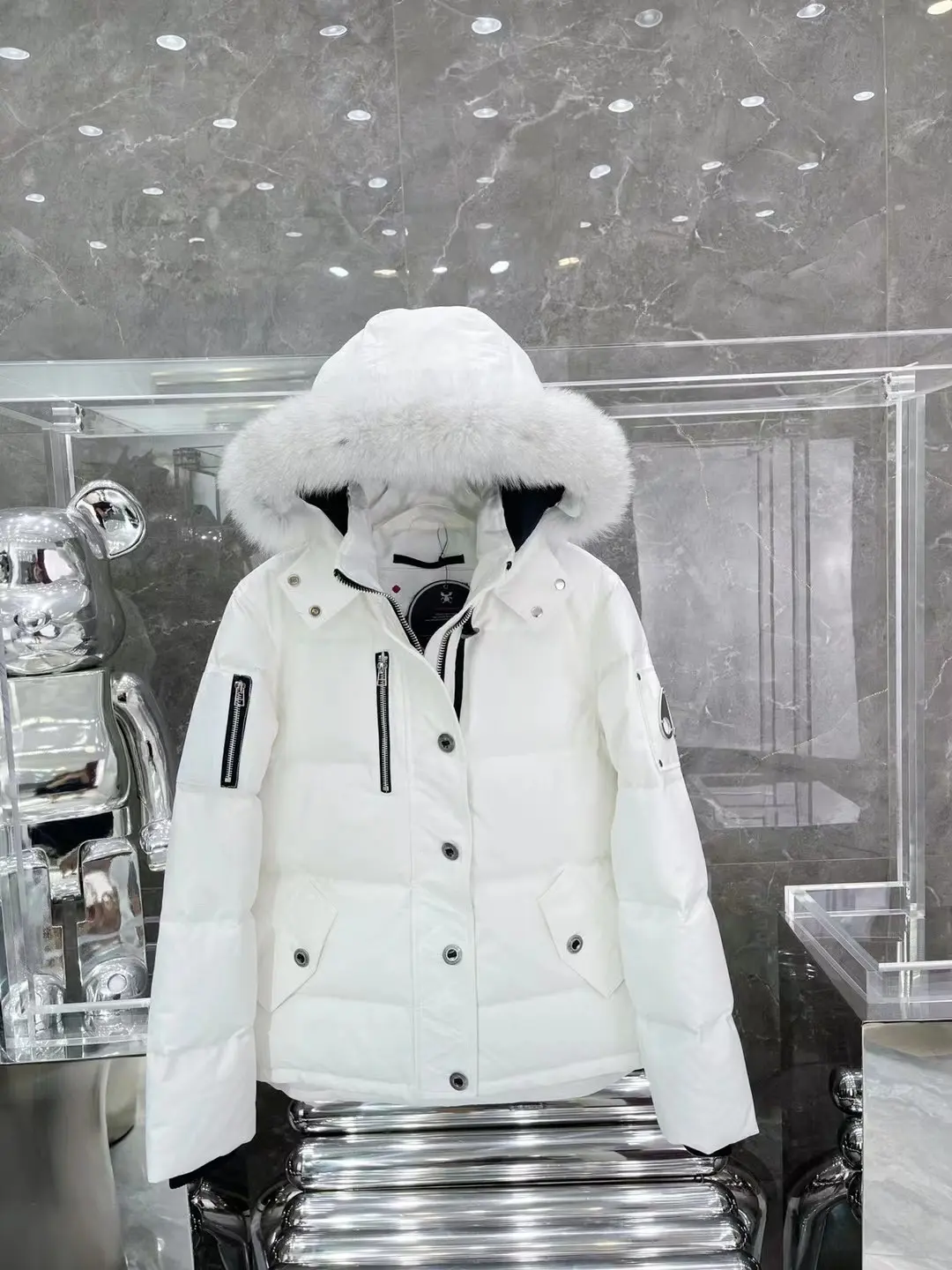 Moose Knuckles Fur-Trimmed Down Puffer Jacket D63022214 — view 5