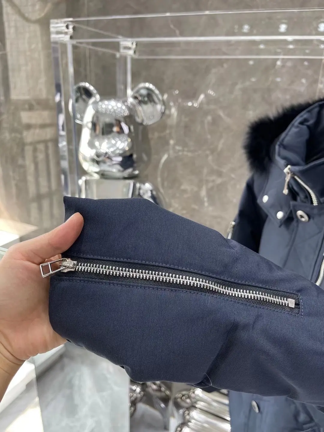Moose Knuckles Fur-Trimmed Down Puffer Jacket D63022212 — view 5