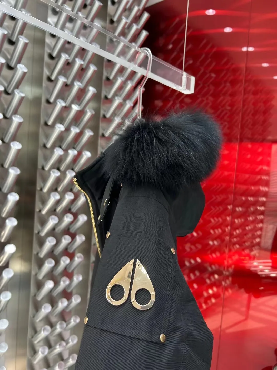 Moose Knuckles Fur-Trimmed Down Bomber Jacket D64022218 — view 7